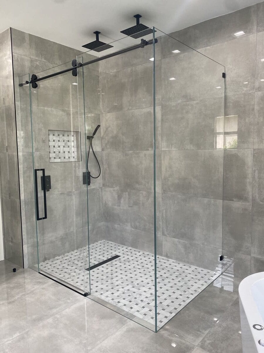 Frameless Glass Shower